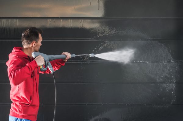 Exterior Washing in Irvine