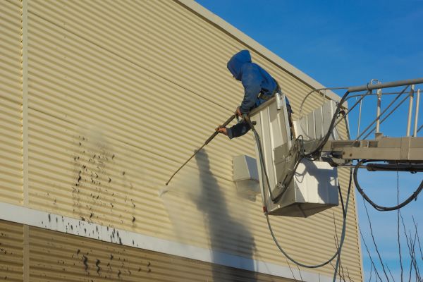 Cladding Cleaning in Irvine