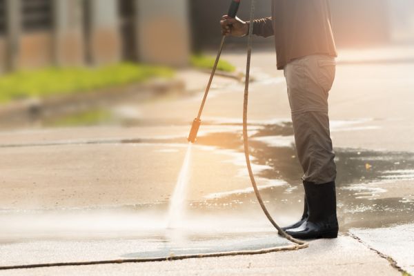Residential Concrete Cleaning in Irvine