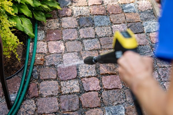 Paver Sidewalk Cleaning in Irvine
